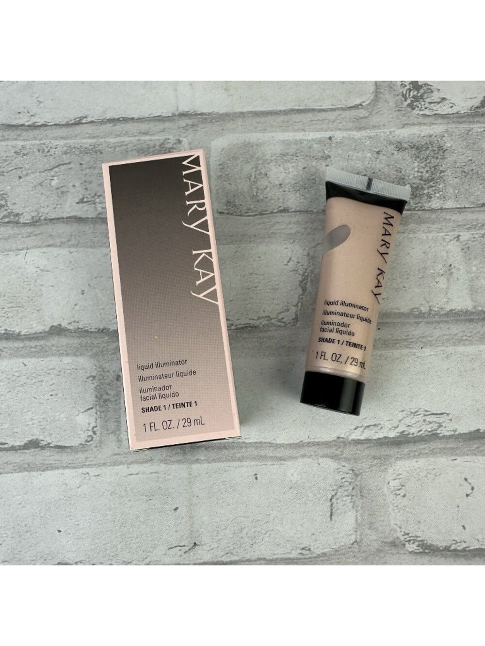 Mary Kay Liquid Illuminator Shade 1  1 fl oz.  New Old Stock